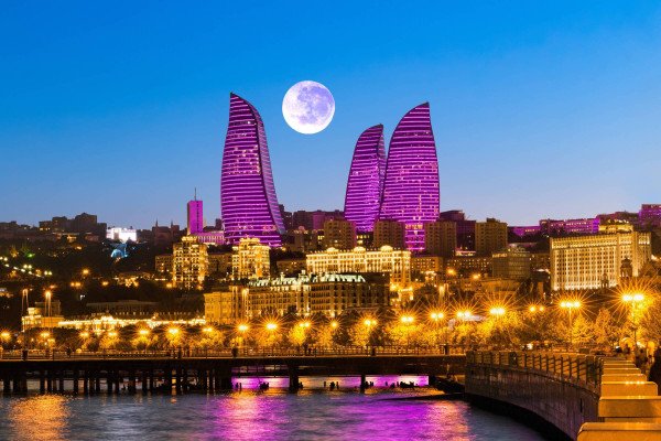 Fire & Romance: Baku Honeymoon 🔥💑