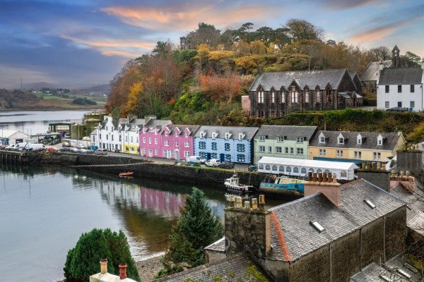 Roam Around UK - Fairytale Landscapes🏰🏛️🧚